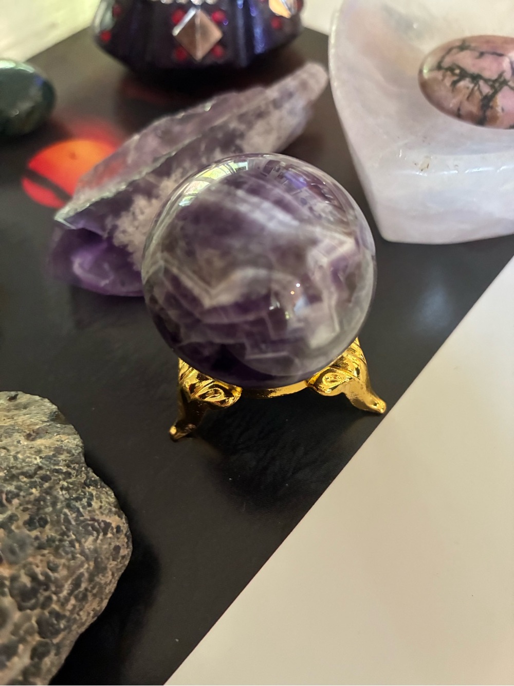 🔮 13 Piece Healing Crystal Gift Box - Amethyst Point and Sphere 🎁 - Picture 10 of 16